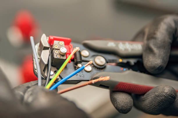 Best Local Electrician Companies  in Biloxi, MS