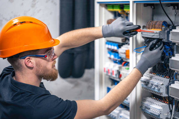Professional Electrician in Biloxi, MS